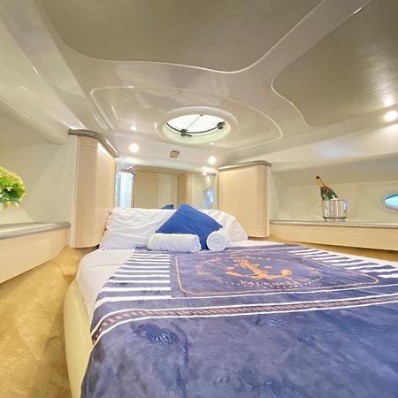 The Valencia Yacht Experience Hotell Exteriör bild